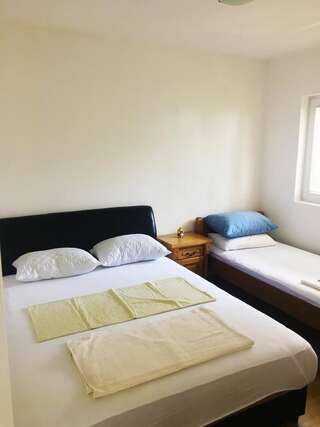 Апартаменты Milmaris Apartments Тиват Апартаменты с видом на море-10